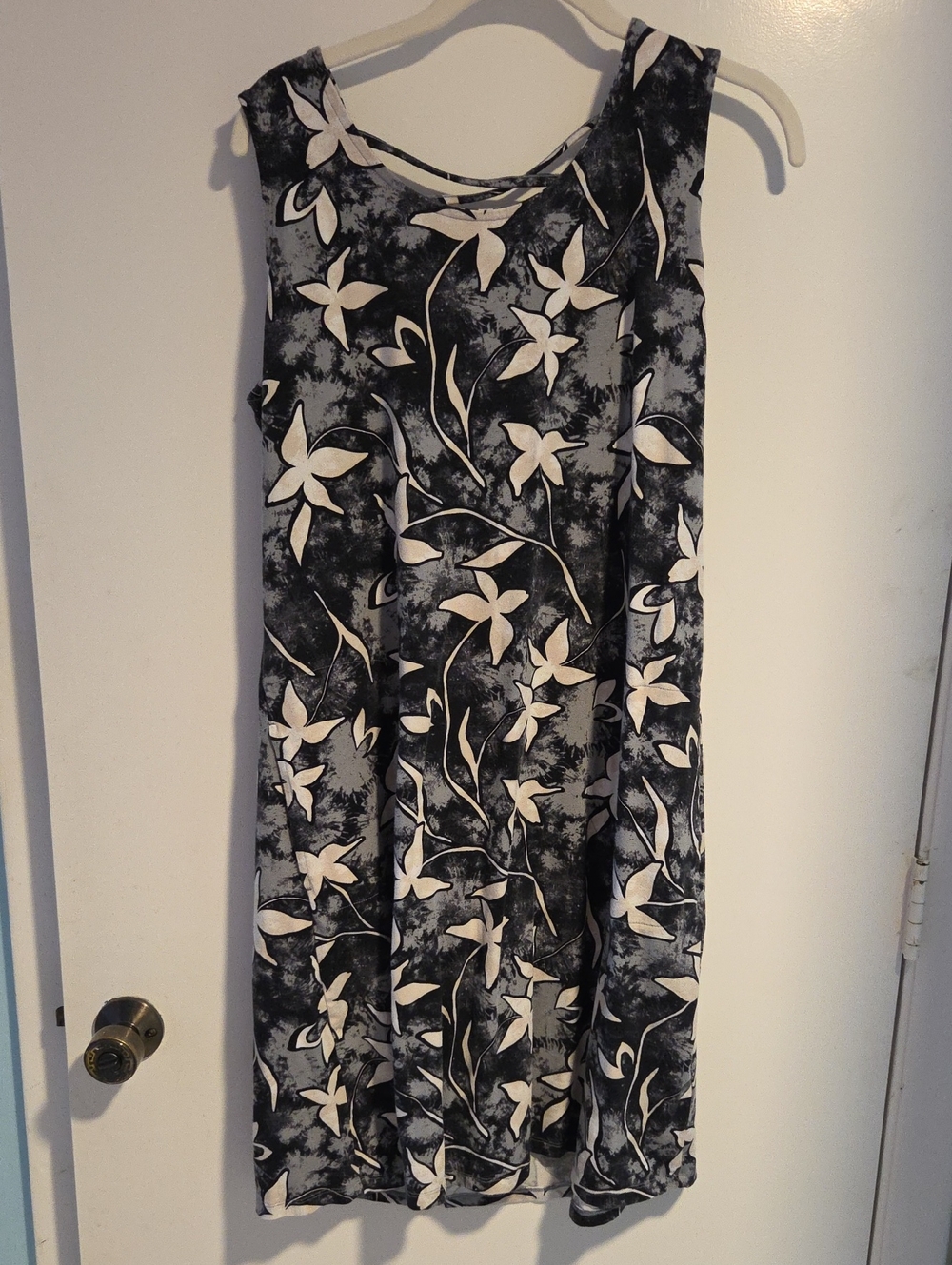 D&co Beach Black Hawaiian Dress